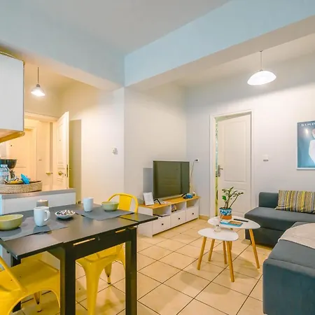 Apartment Cozy Couple Retreat Kalamata
