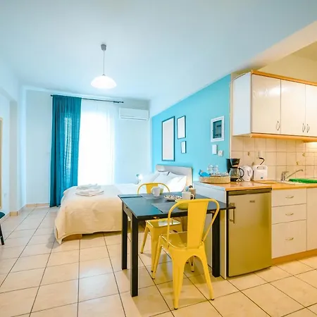 Cozy Couple Retreat Apartment *