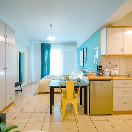 Cozy Couple Retreat Apartment Kalamata
